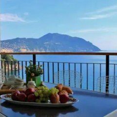 House La Prua thumbnail 2