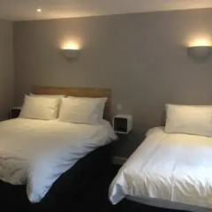 Woodland Rooms at Woodland Waters thumbnail 2