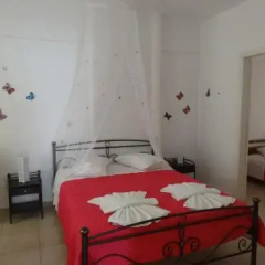 Tania Villa thumbnail 3