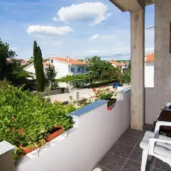 Apartments and Rooms Ivana thumbnail 3
