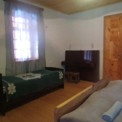 Отель Irma's guesthouse Грузия, Местиа - отзывы, цены и фото номеров - забронировать отель Irma's guesthouse онлайн комната для гостей фото 2