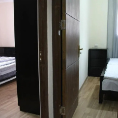 Lomari's Guest House thumbnail 9