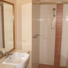 The George Hotel thumbnail 8
