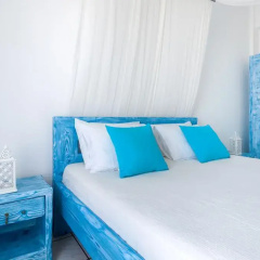 Thalia Apartments thumbnail 1