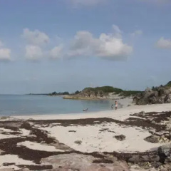 Gunhillbay Beach Villas thumbnail 3
