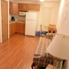Sunset Motel thumbnail 12