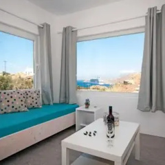 Marina's House thumbnail 2