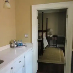 Woodlands Inn thumbnail 5
