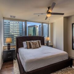 Stay Alfred on Elm Street in Dallas, United States of America from 306$, photos, reviews - zenhotels.com guestroom