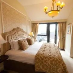 Penthouse Apartment thumbnail 2