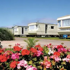 Surf Bay Holiday Park thumbnail 1