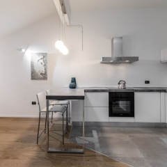 Easyhomes - Brera Luxury Suites thumbnail 12