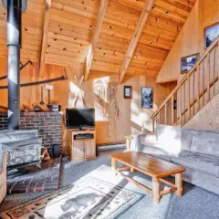 Yosemite Vista - 3BR/2BA Holiday Home thumbnail 10