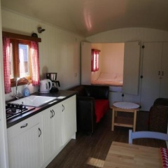 Glamping for Four Persons - Bild 6