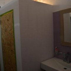 Hostel Durres in Durres, Albania from 39$, photos, reviews - zenhotels.com bathroom photo 2