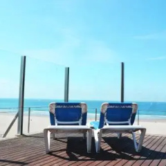 The Refreshing Seaside Home thumbnail 8