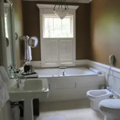 Woodlands Inn thumbnail 11