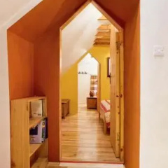 Sutton Cottage thumbnail 3