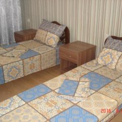 Гостиница Guest House Dlya Druzey в Кабардинке отзывы, цены и фото номеров - забронировать гостиницу Guest House Dlya Druzey онлайн Кабардинка комната для гостей