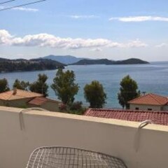 Отель Azalea View Skiathos Studios Греция, Скиатос - отзывы, цены и фото номеров - забронировать отель Azalea View Skiathos Studios онлайн балкон