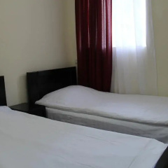 Lomari's Guest House thumbnail 11
