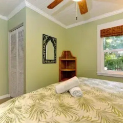 Blue Heron Beach House thumbnail 3