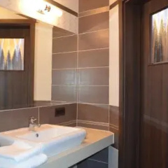Luna thumbnail 8
