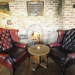 The Royal Oak Hotel thumbnail 11