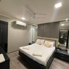 Gulf Hotel Colaba thumbnail 16