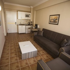 Comet De Luxe Hotel - Bild 12