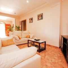 Cosy Finca With big Private Swimming Pool Very Centrally Located on the Island - Bild 5