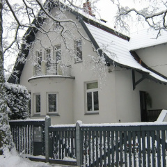 Villa With Garden on the Edge of the Forest - Bild 3