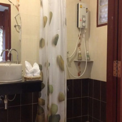 Yellow Tique Hotel thumbnail 17