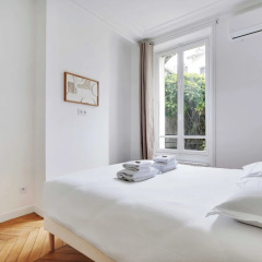 Elegant in Neuilly-sur-seine: A Charming Retreat - Bild 12