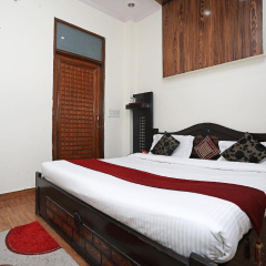 The Castle Bed  Breakfast thumbnail 7