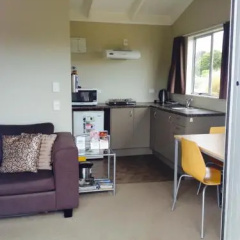 Waikava Harbour View - Catlins Accommodation thumbnail 13