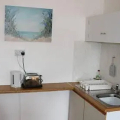 Marlborough Court Holiday Apartments thumbnail 10