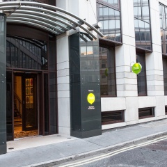 Hub By Premier Inn London Westminster - Saint James' Park - Bild 1