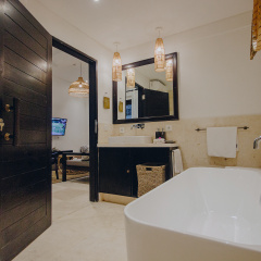 Batu Karang Lembongan Resort & Spa - Bild 8