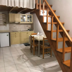 Vlycha Beach Apartments thumbnail 16