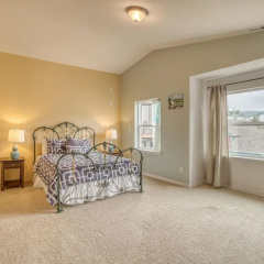 Yaquina Lighthouse View Beach Home thumbnail 5