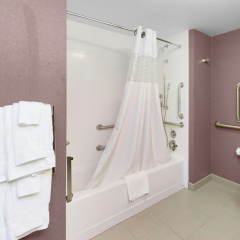 Hampton Inn Butler thumbnail 8