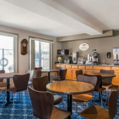 Americas Best Value Inn Sparks thumbnail 16