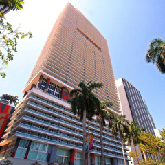 Luxury Apartments at 50 Biscayne - Bild 1