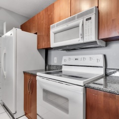 The Club at Brickell Bay Luxury Suites - Bild 27
