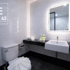 Gate43 Airport Hotel - Bild 10