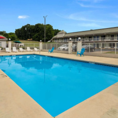 Motel 6 Pulaski, TN thumbnail 11