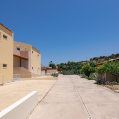 Yanni's villas thumbnail 37