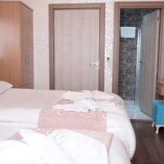 Megaron Hotel - Bild 4