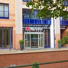 H4 Hotel Hamburg-Bergedorf - Bild 1